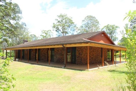 19 Woodlands Dr, Hallidays Point, NSW 2430