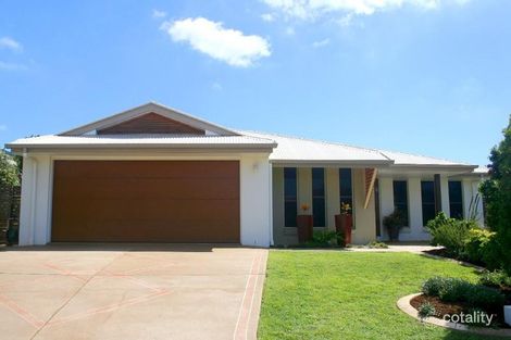 21 Trafalgar Vale Ave, Wellington Point, QLD 4160