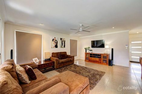Property photo of 19 Keppel Crescent Thabeban QLD 4670