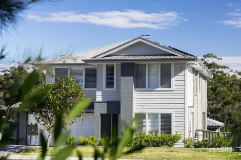 27 Iluka Cres, Narrawallee, NSW 2539