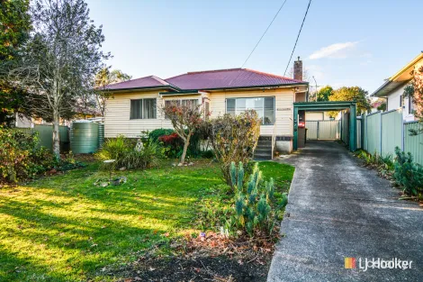 41 Andrew St, Bowenfels, NSW 2790