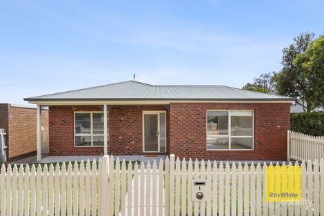 Property photo of 1/21 Crestmoor Drive Highton VIC 3216