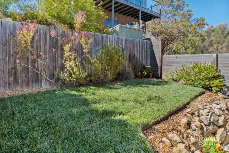 Property photo of 1/746 Oceana Drive Tranmere TAS 7018