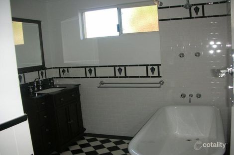 Property photo of 16 Iolanthe Street Bassendean WA 6054