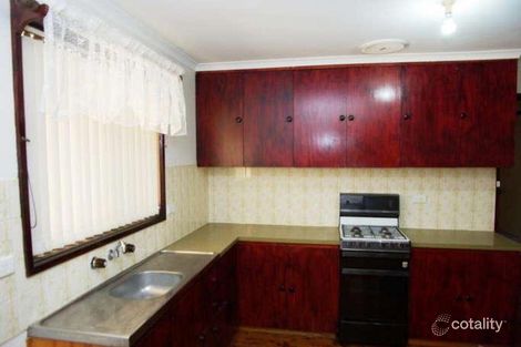 Property photo of 8 Loth Street Ashmont NSW 2650