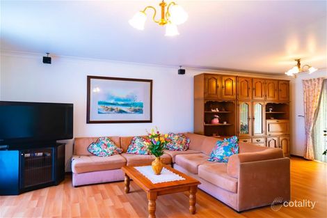 Property photo of 11 Beresford Close Redhead NSW 2290