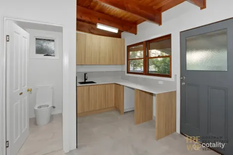 Property photo of 4 Edward Street Horsham VIC 3400