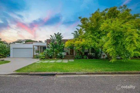 12 Clarence St, Corlette, NSW 2315