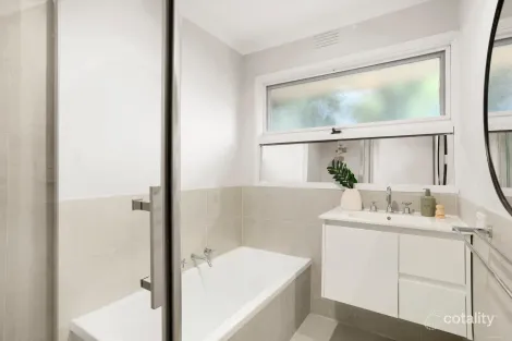 Property photo of 1/27 Para Road Lower Plenty VIC 3093