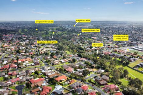 Property photo of 12 Gillingham Crescent Craigieburn VIC 3064