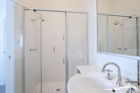2/25-27 Georgina St, Woody Point, QLD 4019