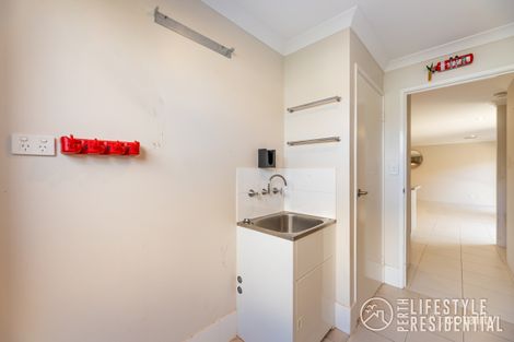 Property photo of 2 Gecko Way Banksia Grove WA 6031