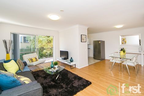 2/23 Macaulay St, Coorparoo, QLD 4151