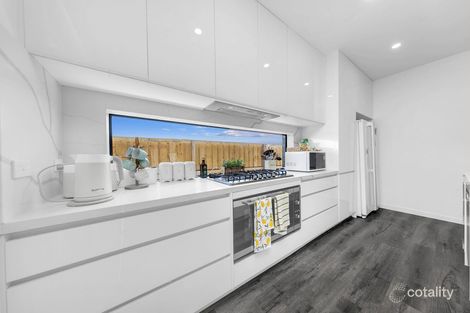 Property photo of 5 Rockgarden Way Wollert VIC 3750
