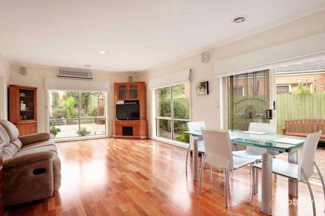 Property photo of 8/19 Vaughan Crescent Kew VIC 3101