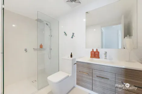 Property photo of 21/36 Woodcliffe Crescent Woody Point QLD 4019
