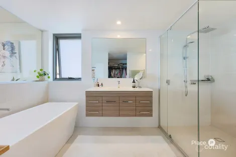 Property photo of 21/36 Woodcliffe Crescent Woody Point QLD 4019