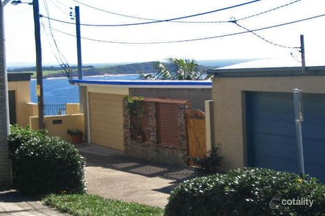 Property photo of 4 Phyllis Lane North Curl Curl NSW 2099