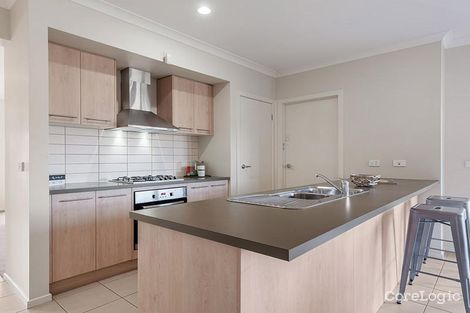 Property photo of 16 Serenity Way Craigieburn VIC 3064