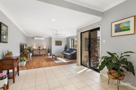 Property photo of 2/58 Inwood Circuit Merrimac QLD 4226