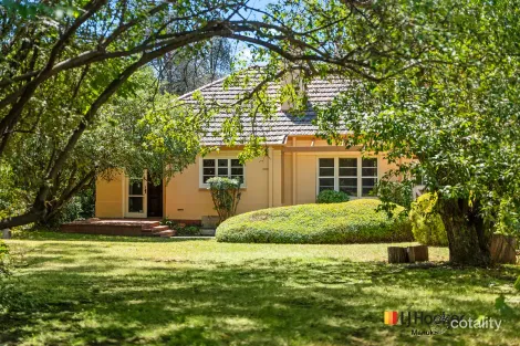 70 Dominion Cct, Deakin, ACT 2600