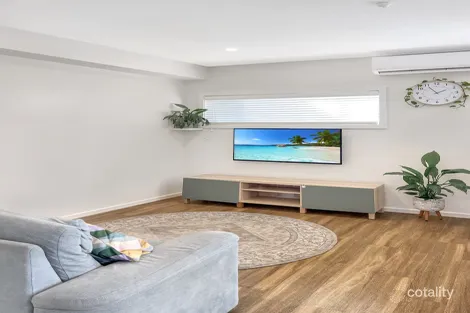 Property photo of 2/8 Thomas Street Corrimal NSW 2518
