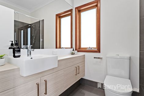 Property photo of 14 David Drive Mooroolbark VIC 3138