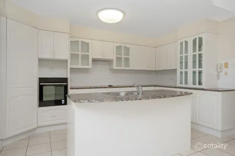 Property photo of 4/61 The Strand North Ward QLD 4810