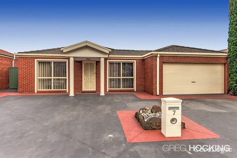 Property photo of 7 Monica Avenue Caroline Springs VIC 3023