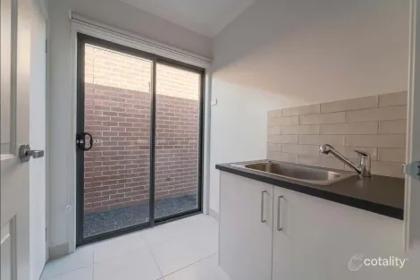 Property photo of 26 Crestfield Way Wyndham Vale VIC 3024