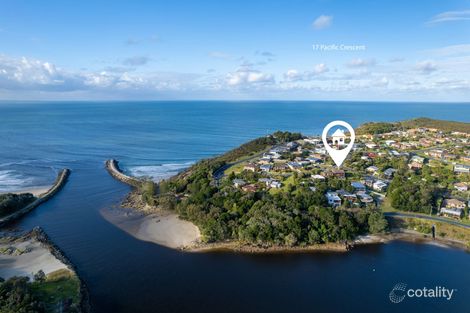 Property photo of 17 Pacific Crescent Evans Head NSW 2473