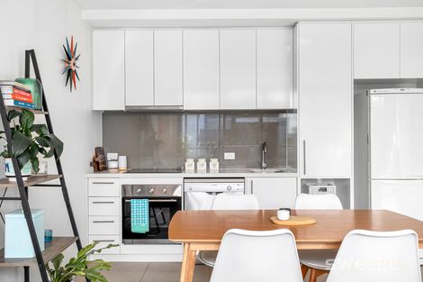 Property photo of 307/105 Pier Street Altona VIC 3018