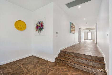 Property photo of 30 The Regency Hillside VIC 3037