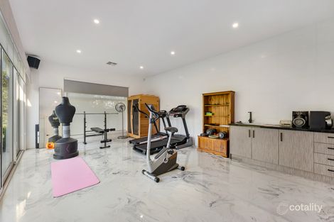 Property photo of 30 The Regency Hillside VIC 3037