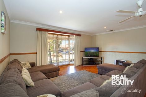 Property photo of 2 Chippenham Place Chipping Norton NSW 2170