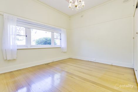 Property photo of 46 Myrnong Crescent Ascot Vale VIC 3032