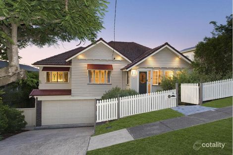 16 Curd St, Greenslopes, QLD 4120