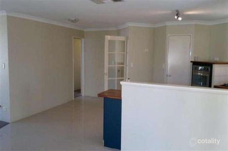 Property photo of 10 Tableland Way Carramar WA 6031