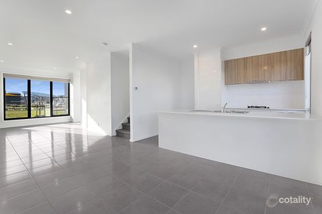 Property photo of 6 McComb Lane Cranbourne VIC 3977
