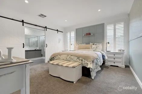 Property photo of 74 Grandmere Parade Meadow Springs WA 6210