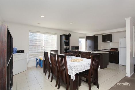 Property photo of 102 Rose Grange Boulevard Tarneit VIC 3029