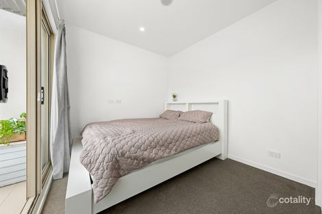 Property photo of 204/6 Kokaribb Road Carnegie VIC 3163