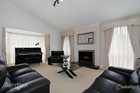 Property photo of 105 Cathies Lane Wantirna South VIC 3152