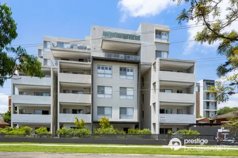 1/80 Lucas Ave, Moorebank, NSW 2170