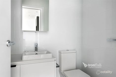 Property photo of 205/160 Williamsons Road Doncaster VIC 3108