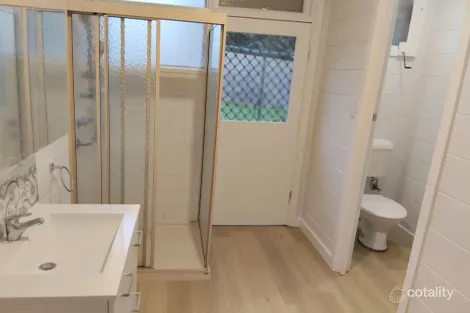 Property photo of 4/15 Railway Crescent Moe VIC 3825