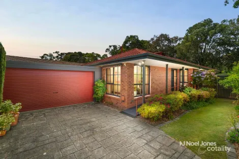 30 Langdale Dr, Croydon Hills, VIC 3136