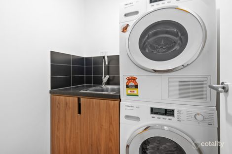 Property photo of 909/25 Shafston Avenue Kangaroo Point QLD 4169