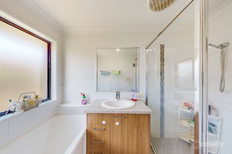 Property photo of 12 Gage Close Durack QLD 4077