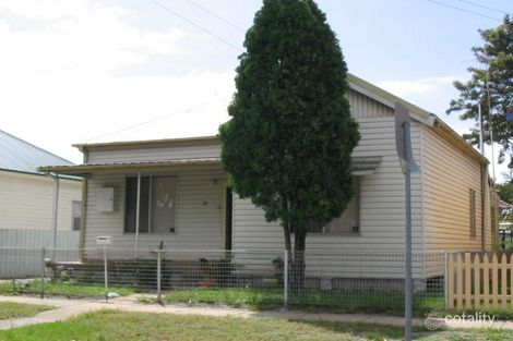 11 Henson Ave, Mayfield East, NSW 2304